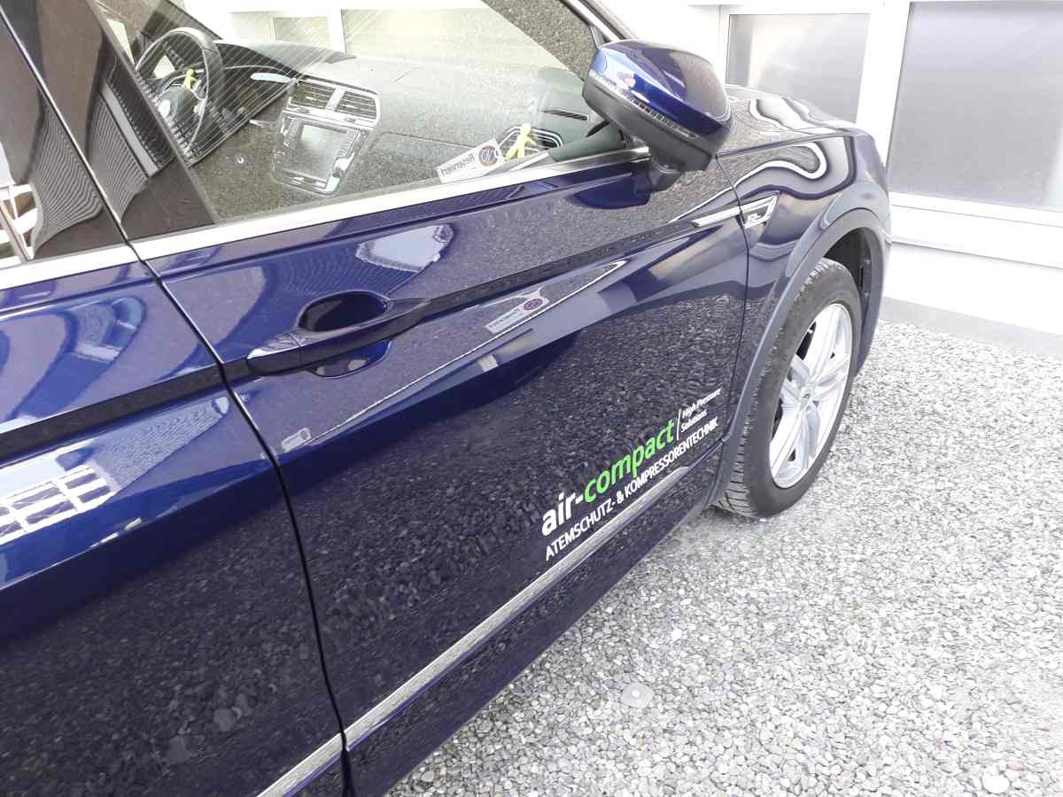 Fahrzeugbeschriftung - air-compact