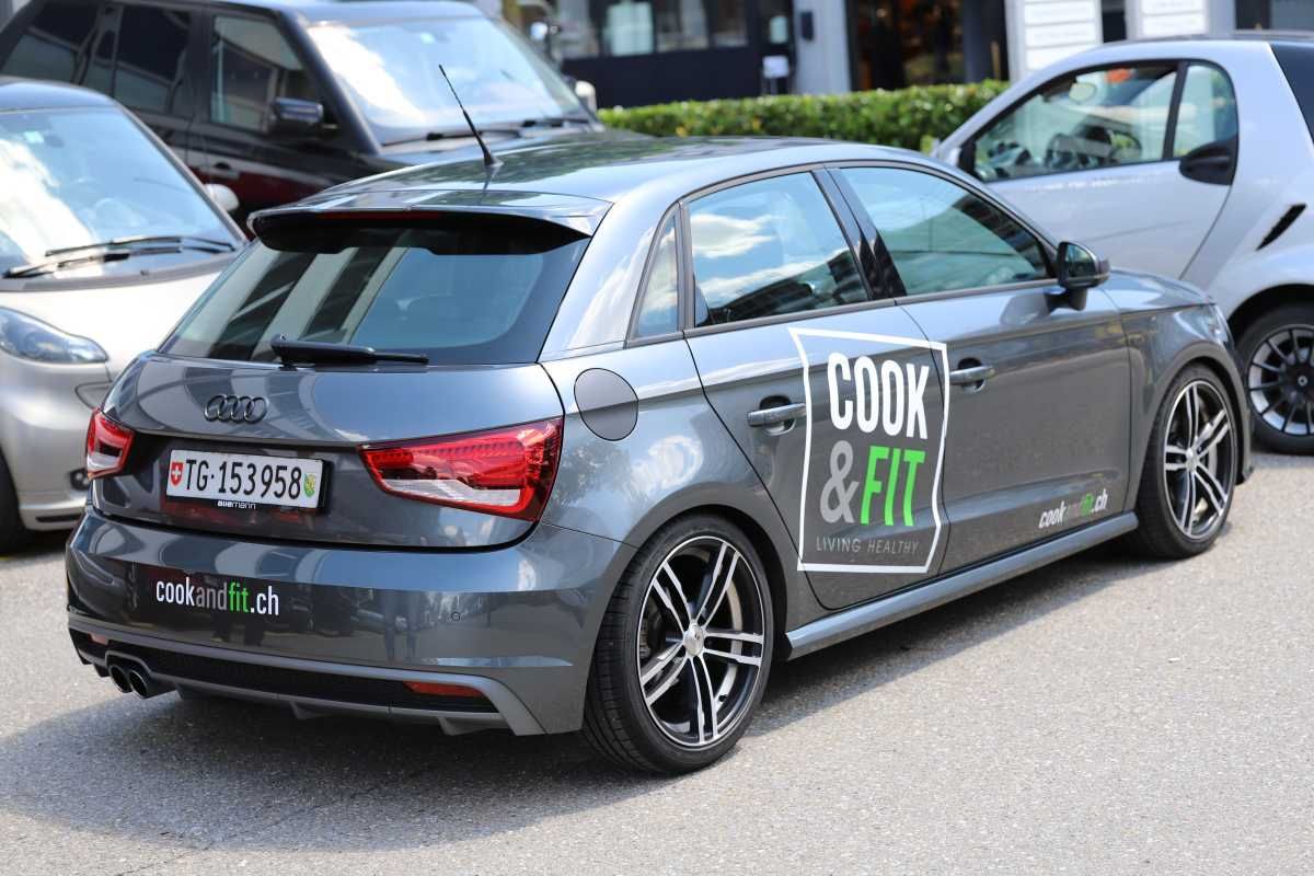 Fahrzeugbeschriftung COOK FIT